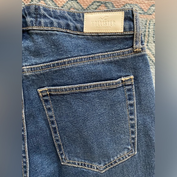 🔥🔥NWT Hollister Sunset Ultra High-Rise Stacked Vintage Straight Blue Ombre Jeans - Picture 8 of 9